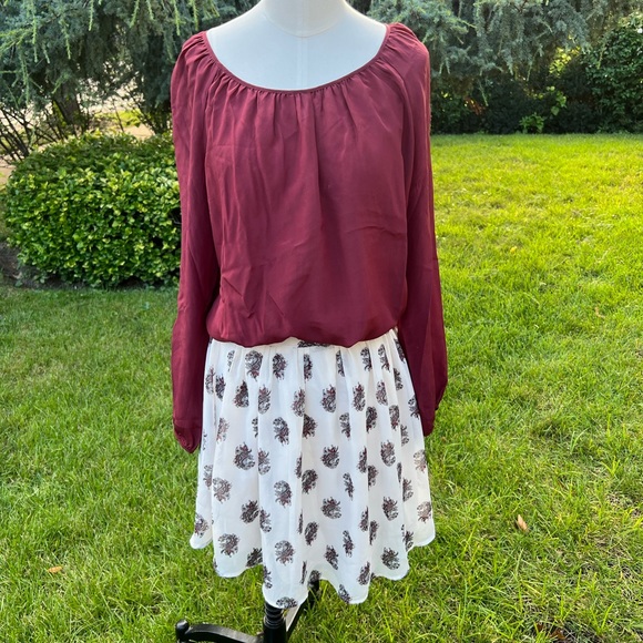 BR Silk peasant top. - Picture 6 of 6